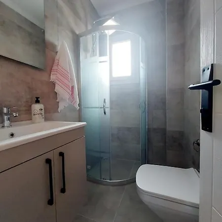 Renovated Apartment, Ideal Location And Stylish Design Apartman Fethiye